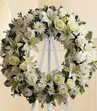  Standing Sprays & Wreaths